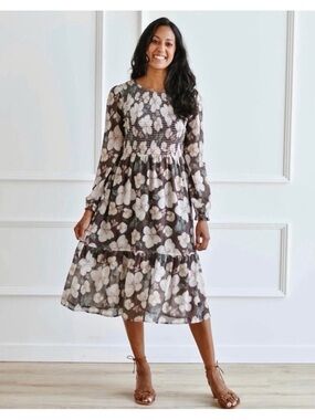 Mad About Style for The Jilly Box Grace Ruffled Midi Dress Size M